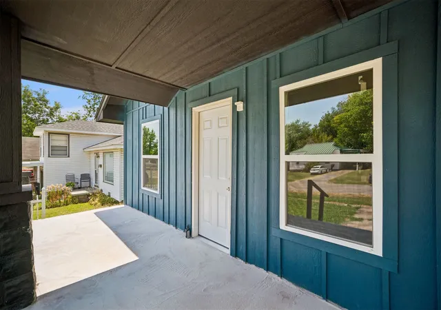 Photo 3 of Single family home for sale at 3808 S 28th Westavenue, Tulsa, OK 74107 | MLS# 2630024 | Listing updated on 2026-08-31