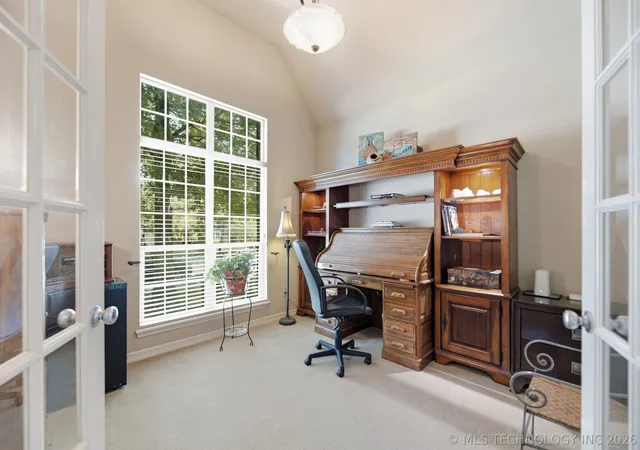Photo 4 of Sale Pending at 114 E 125th Court S, Jenks, OK 74037 | MLS# 2629863 | Listing updated on 2026-09-12