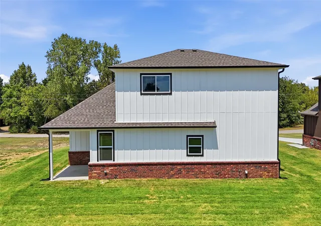 Photo 4 of Single family home for sale at 1524 E Grayson Ave, Sapulpa, OK 74066 | MLS# 2630006 | Listing updated on 2026-09-05