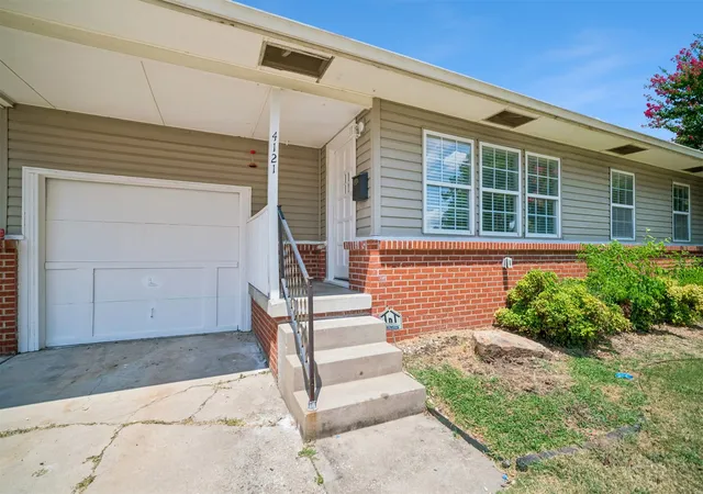 Photo 3 of Single family home for sale at 4121 E 36th Place, Tulsa, OK 74135 | MLS# 2629682 | Listing updated on 2026-09-02