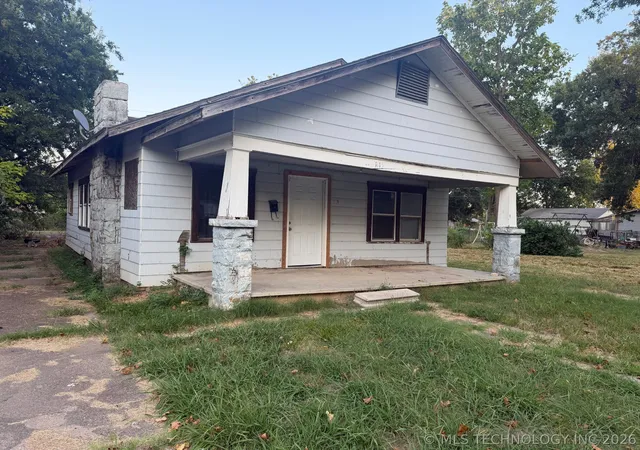 Photo 1 of Single family home for sale at 1115 N Alabama Ave, Okmulgee, OK 74447 | MLS# 2630029 | Listing updated on 2026-09-11