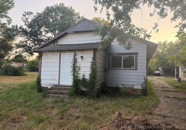 Photo 3 of Single family home for sale at 1115 N Alabama Ave, Okmulgee, OK 74447 | MLS# 2630029 | Listing updated on 2026-09-11