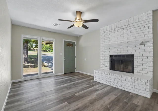 Photo 4 of Sale Pending at 2107 Timber Hl Dr, Sapulpa, OK 74066 | MLS# 2629975 | Listing updated on 2026-08-31