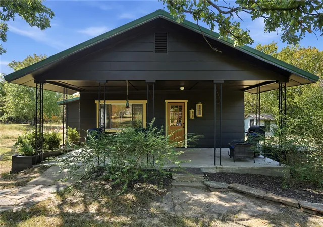 Photo 2 of Sale Pending at 10621 S Highway 10, Gore, OK 74435 | MLS# 2629788 | Listing updated on 2026-09-03