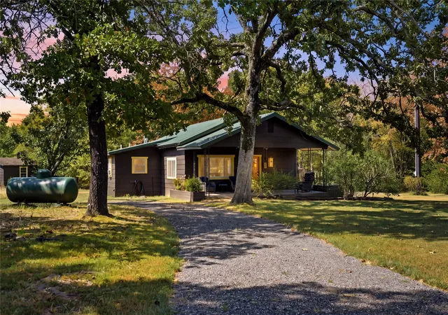 Photo 3 of Sale Pending at 10621 S Highway 10, Gore, OK 74435 | MLS# 2629788 | Listing updated on 2026-09-03