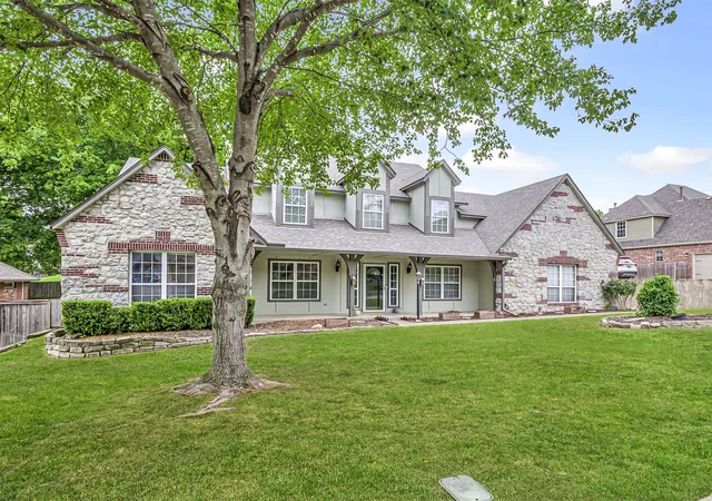 Photo 1 of Sale Pending at 12512 18th Circle E, Jenks, OK 74037 | MLS# 2630089 | Listing updated on 2026-08-31