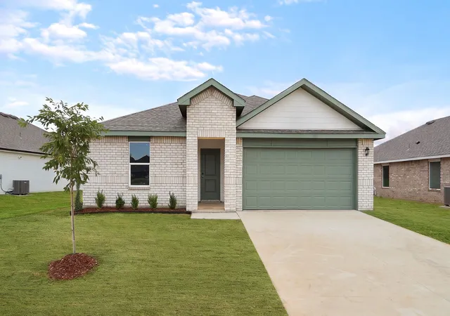 Photo 1 of Single family home for sale at 2010 E Toledo St, Broken Arrow, OK 74012 | MLS# 2630109 | Listing updated on 2026-09-14