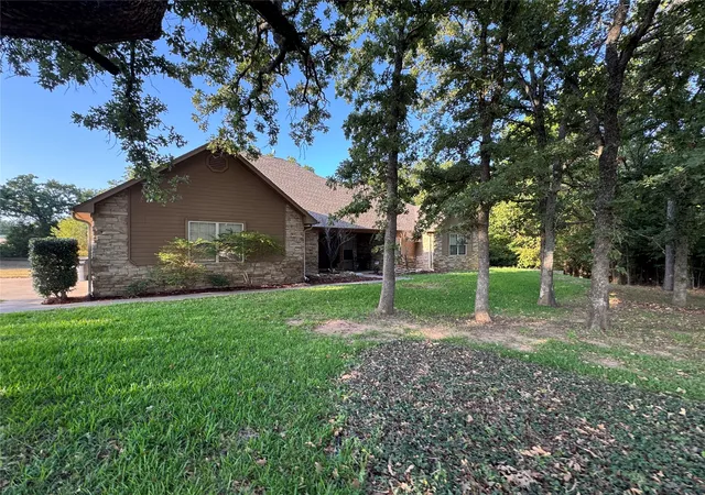 Photo 2 of Single family home for sale at 3 Turner Cir, Burneyville, OK 73430 | MLS# 2629479 | Listing updated on 2026-09-10