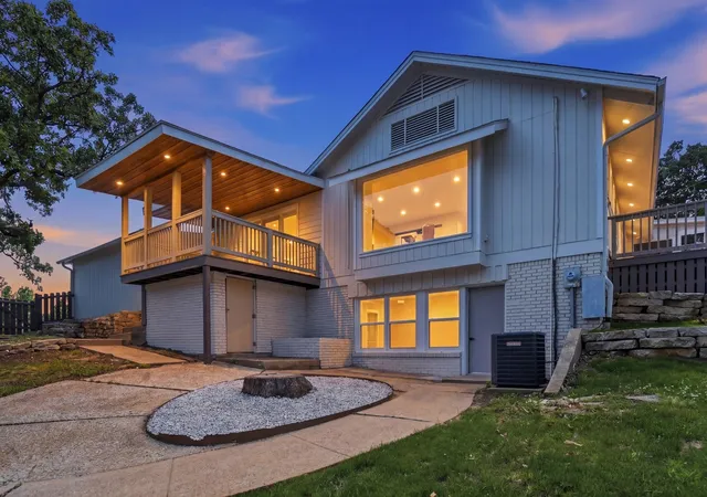 Photo 1 of Single family home for sale at 701 Oak Ridge Dr, Sand Springs, OK 74063 | MLS# 2630179 | Listing updated on 2026-09-24