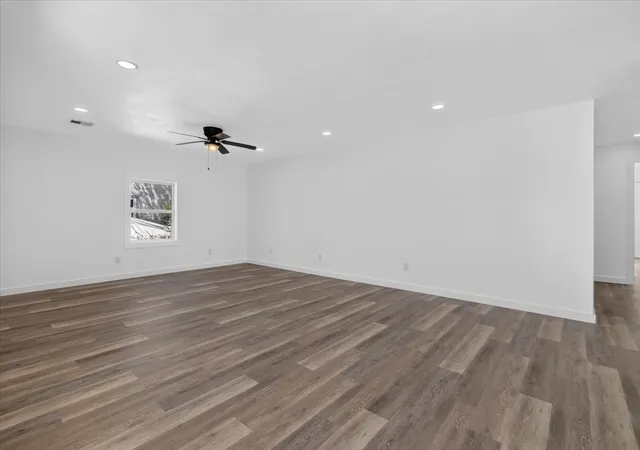 Photo 4 of Single family home for sale at 2254 S Dewey Ave, Bartlesville, OK 74003 | MLS# 2627054 | Listing updated on 2026-09-14