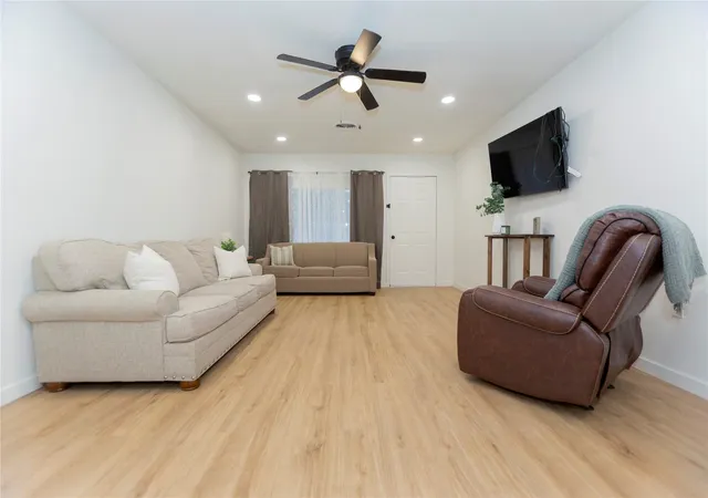 Photo 3 of Single family home for sale at 107 E Taylor, Mc Alester, OK 74501 | MLS# 2630168 | Listing updated on 2026-09-09