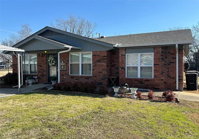 Photo 1 of Single family home for sale at 507 S 2nd Street, Morris, OK 74445 | MLS# 2630068 | Listing updated on 2026-08-29