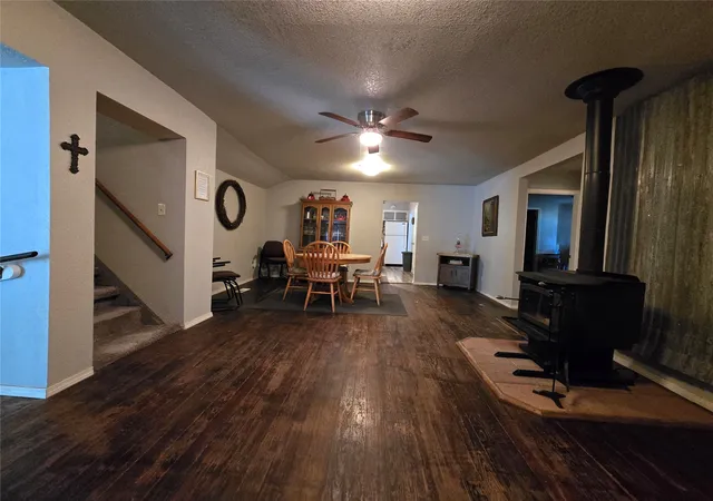 Photo 3 of Single family home for sale at 1407 S Cedar St, Bristow, OK 74010 | MLS# 2630198 | Listing updated on 2026-08-30
