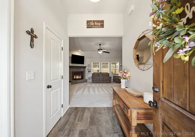 Photo 2 of Sale Pending at 1485 W Keeling Ave, Sapulpa, OK 74066 | MLS# 2629766 | Listing updated on 2026-09-10