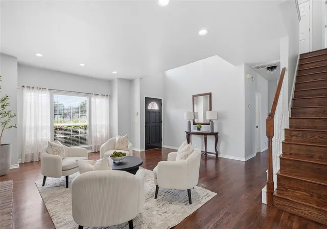 Photo 2 of Single family home for sale at 1301 N Willow Ave, Broken Arrow, OK 74012 | MLS# 2630216 | Listing updated on 2026-09-06