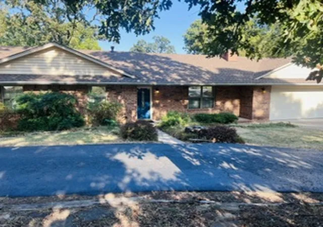 Photo 2 of Single family home for sale at 276 Emery Ln, Mc Alester, OK 74501 | MLS# 2619731 | Listing updated on 2026-09-10