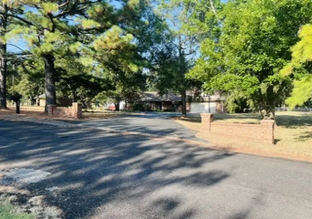 Photo 3 of Single family home for sale at 276 Emery Ln, Mc Alester, OK 74501 | MLS# 2619731 | Listing updated on 2026-09-10