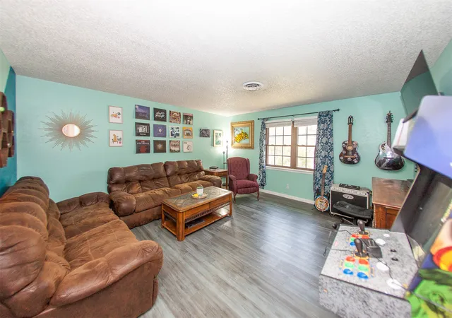 Photo 4 of Single family home for sale at 620 Rosewood Cir, Claremore, OK 74017 | MLS# 2630205 | Listing updated on 2026-09-24