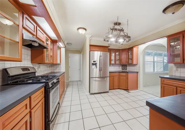 Photo 4 of Sale Pending at 1015 S Miami Ave, Okmulgee, OK 74447 | MLS# 2630219 | Listing updated on 2026-09-23