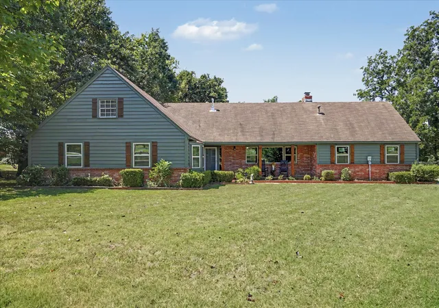 Photo 2 of Sale Pending at 30324 S Pine Ridge Rd, Catoosa, OK 74015 | MLS# 2629816 | Listing updated on 2026-08-31