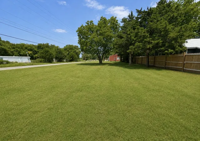 Photo 3 of Sale Pending at 1605 E 75th Street N, Tulsa, OK 74126 | MLS# 2629801 | Listing updated on 2026-08-31