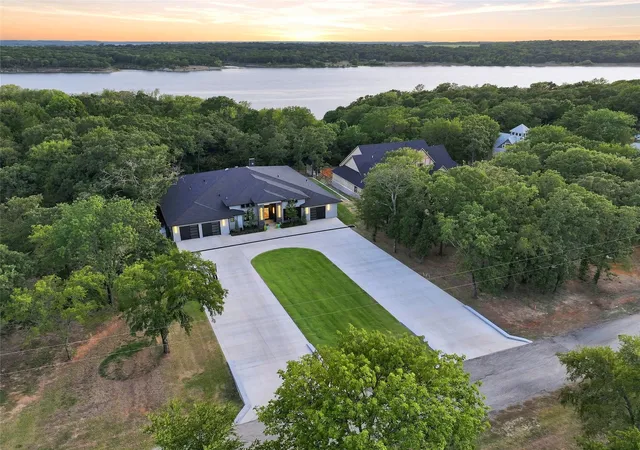 Photo 1 of Single family home for sale at 15097 Pelican Nest Ln, Kingston, OK 73439 | MLS# 2629924 | Listing updated on 2026-08-31