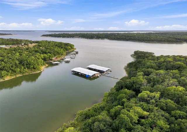 Photo 3 of Single family home for sale at 15097 Pelican Nest Ln, Kingston, OK 73439 | MLS# 2629924 | Listing updated on 2026-10-07