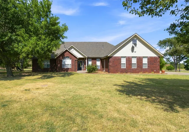 Photo 1 of Single family home for sale at 11404 N 189th East Ave, Owasso, OK 74055 | MLS# 2629520 | Listing updated on 2026-09-22