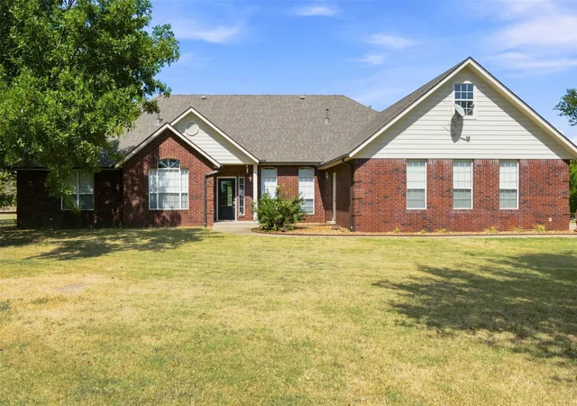 Photo 2 of Single family home for sale at 11404 N 189th East Ave, Owasso, OK 74055 | MLS# 2629520 | Listing updated on 2026-09-22
