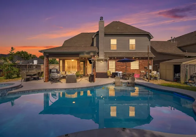 Photo 2 of Sale Pending at 1432 N Yellowood Ave, Broken Arrow, OK 74012 | MLS# 2630210 | Listing updated on 2026-09-03