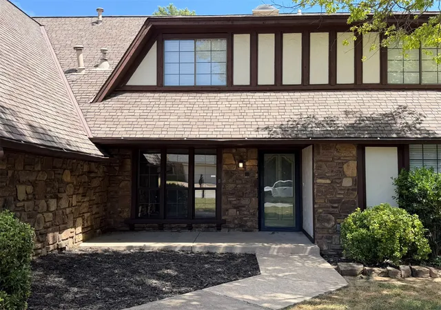 Photo 3 of Single family home for sale at 8813 S 71st East Ave, Tulsa, OK 74133 | MLS# 2630311 | Listing updated on 2026-09-14