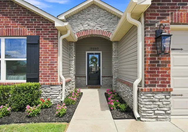Photo 3 of Sale Pending at 10003 E 106th Court N, Owasso, OK 74055 | MLS# 2630008 | Listing updated on 2026-08-29