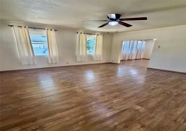 Photo 3 of Single family home for sale at 406 E Osage St, Cleveland, OK 74020 | MLS# 2630323 | Listing updated on 2026-09-13