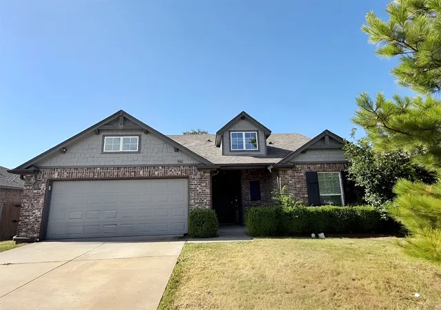 Photo 1 of Sale Pending at 3501 W El Dorado St, Broken Arrow, OK 74011 | MLS# 2630337 | Listing updated on 2026-09-02