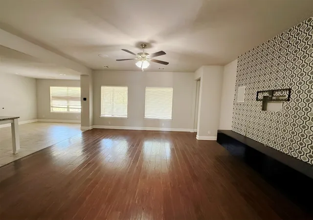 Photo 2 of Sale Pending at 3501 W El Dorado St, Broken Arrow, OK 74011 | MLS# 2630337 | Listing updated on 2026-09-02