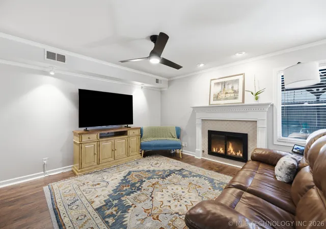 Photo 3 of Townhouse for sale at 1334 E 48th Street, Tulsa, OK 74105 | MLS# 2630225 | Listing updated on 2026-09-14