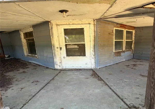 Photo 2 of Single family home for sale at 300 S Rosehill Ave, Cleveland, OK 74020 | MLS# 2630348 | Listing updated on 2026-09-12