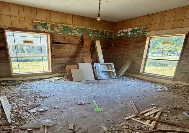 Photo 4 of Single family home for sale at 300 S Rosehill Ave, Cleveland, OK 74020 | MLS# 2630348 | Listing updated on 2026-09-12