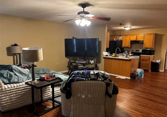Photo 4 of Sale Pending at 1519 Cherokee Trl, Muldrow, OK 74948 | MLS# 2630349 | Listing updated on 2026-09-09