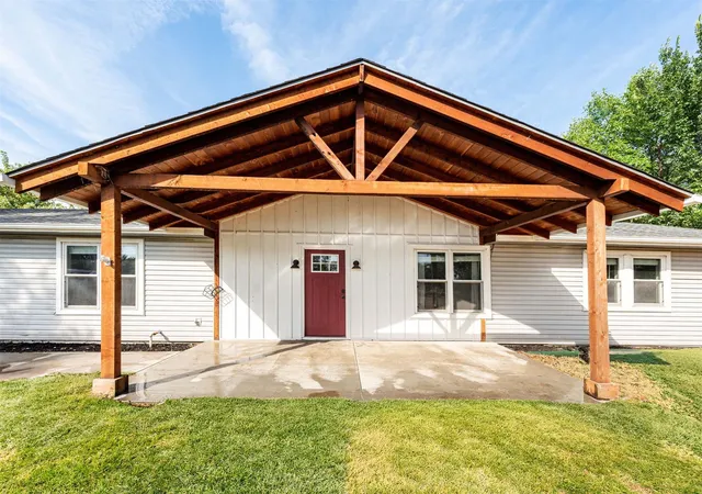 Photo 2 of Single family home for sale at 212 A St Se, Inola, OK 74036 | MLS# 2630326 | Listing updated on 2026-09-05