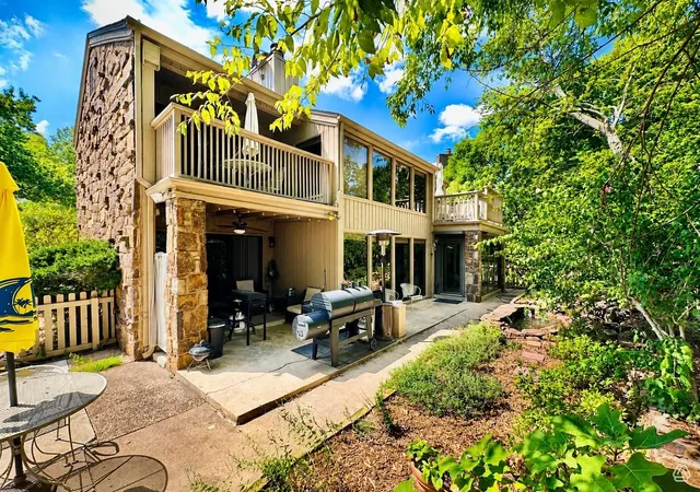 Photo 2 of Condo for sale at 3313 E 68th Pl #6, Tulsa, OK 74136 | MLS# 2630359 | Listing updated on 2026-09-14