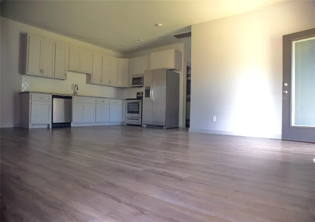 Photo 3 of Multi family home for sale at 1815 N Saint Louis Ave, Tulsa, OK 74106 | MLS# 2630260 | Listing updated on 2026-09-10