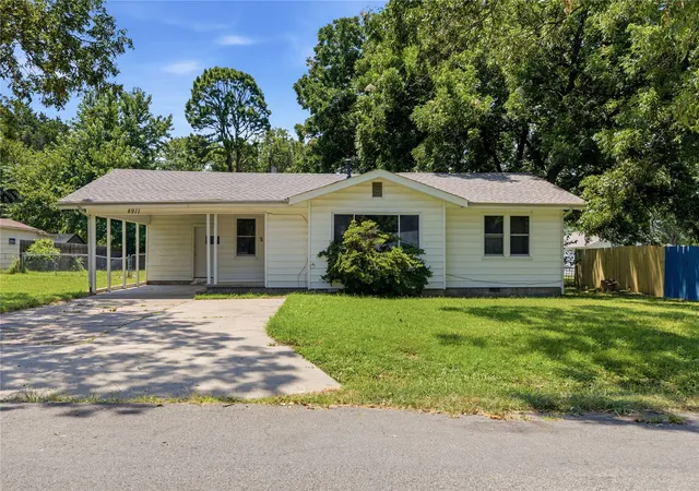 Photo 1 of Single family home for sale at 4911 Oklahoma, Muskogee, OK 74401 | MLS# 2630293 | Listing updated on 2026-09-14
