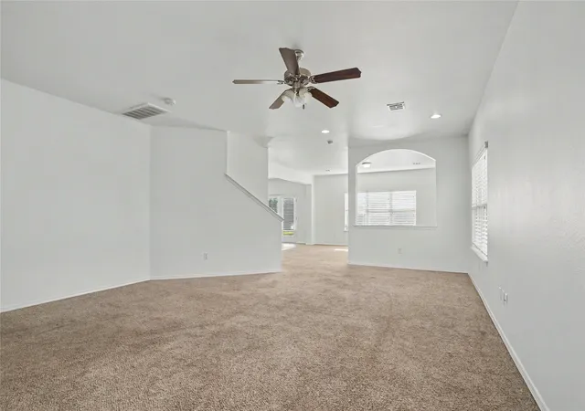 Photo 4 of Sale Pending at 14815 S Lakewood Ave, Bixby, OK 74008 | MLS# 2628767 | Listing updated on 2026-09-28