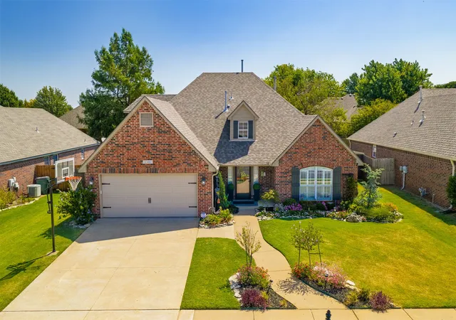 Photo 1 of Single family home for sale at 10401 N 114th Eastavenue, Owasso, OK 74055 | MLS# 2630356 | Listing updated on 2026-09-15