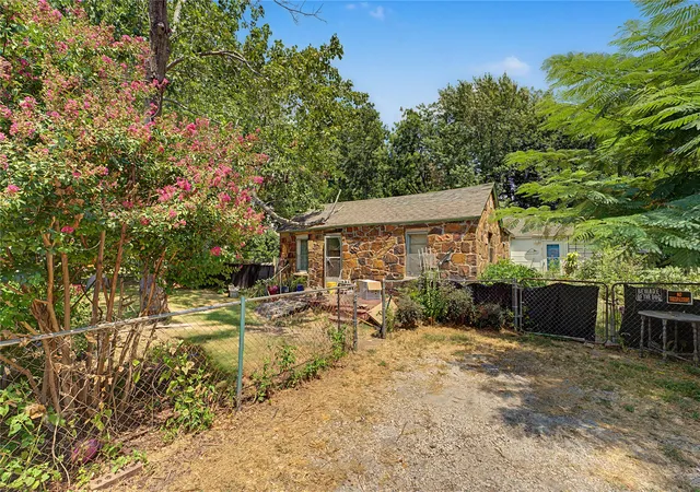 Photo 10 of Single family home for sale at 4315 S Xenophon Ave, Tulsa, OK 74107 | MLS# 2630386 | Listing updated on 2026-09-10