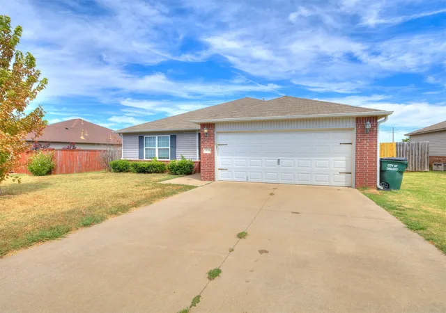 Photo 1 of Sale Pending at 12809 E 67th Street, Owasso, OK 74055 | MLS# 2630102 | Listing updated on 2026-09-08