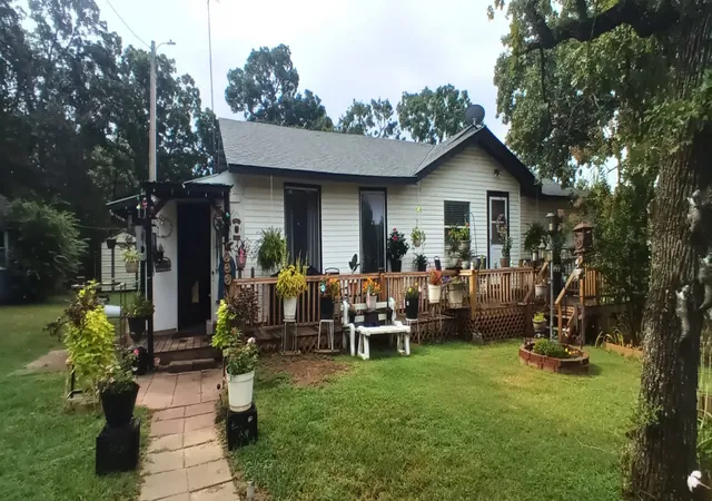 Photo 1 of Sale Pending at 31040 W Highway 16, Bristow, OK 74010 | MLS# 2630486 | Listing updated on 2026-08-31