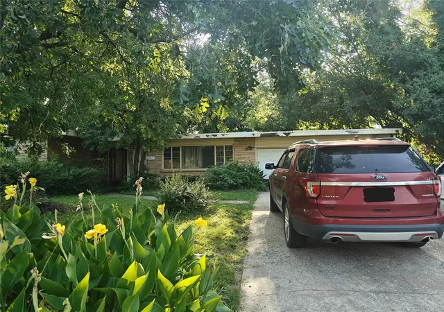 Photo 1 of Single family home for sale at 866 N Union Eastplace, Tulsa, OK 74127 | MLS# 2630493 | Listing updated on 2026-09-10