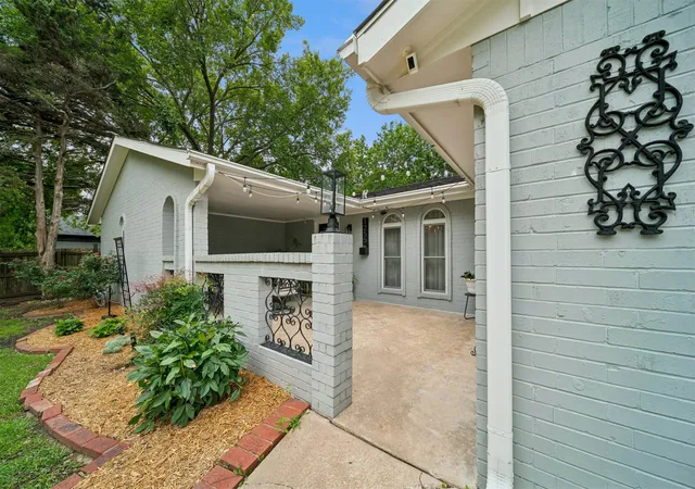 Photo 3 of Sale Pending at 1255 May Ln, Bartlesville, OK 74006 | MLS# 2623909 | Listing updated on 2026-10-01